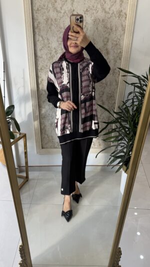 Ghisa tunik